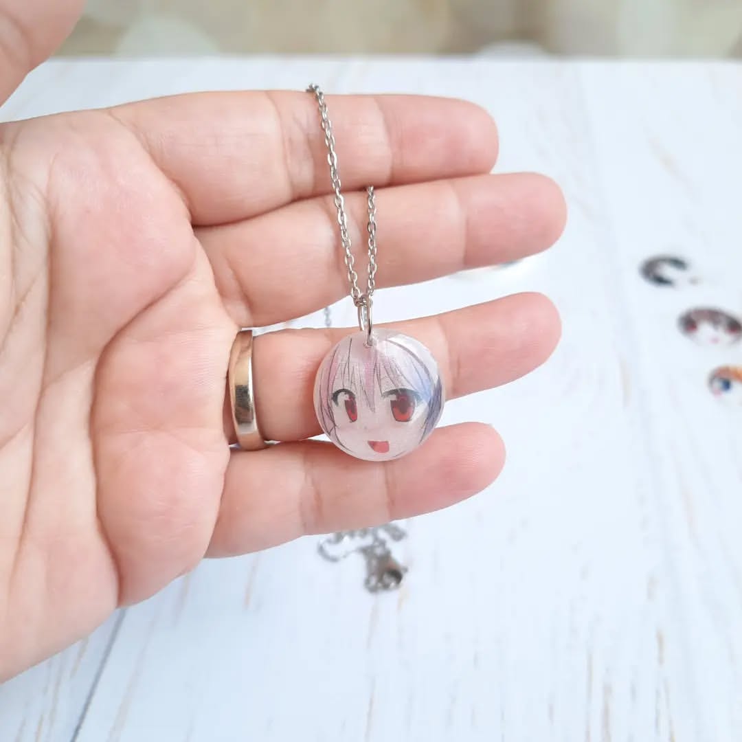 گردنبند انیمه کوچک  با طرح رندم